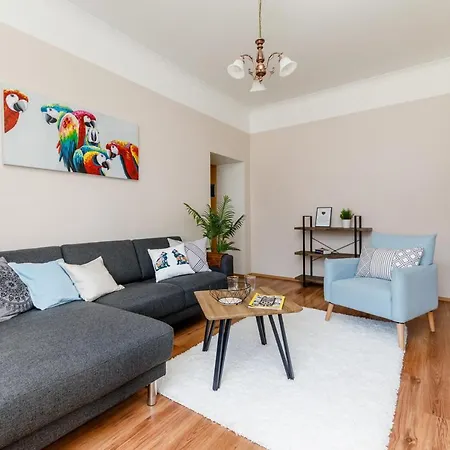 Vee Apartement Apartment *